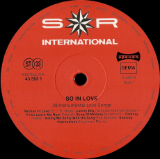 VARIOUS - So in Love... 28 Instrumental Love Songs (2LP, Compilation) (used VG-)